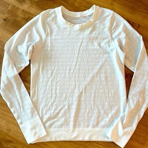 Lululemon Breeze by Long Sleeve Crew
